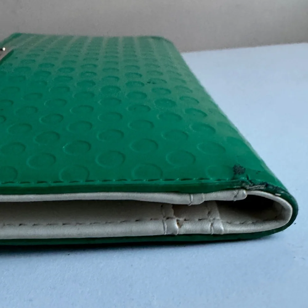 Kate Spade Green Wallet - Picture 5 of 8